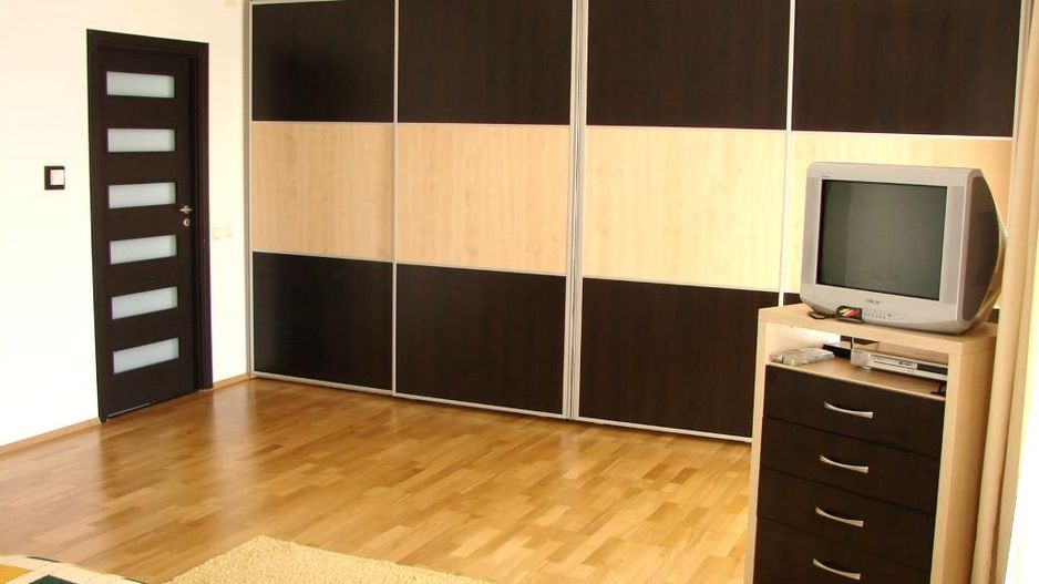 Vanzare vila individuala | 6 camere | Otopeni | Panouri solare - Poză 10