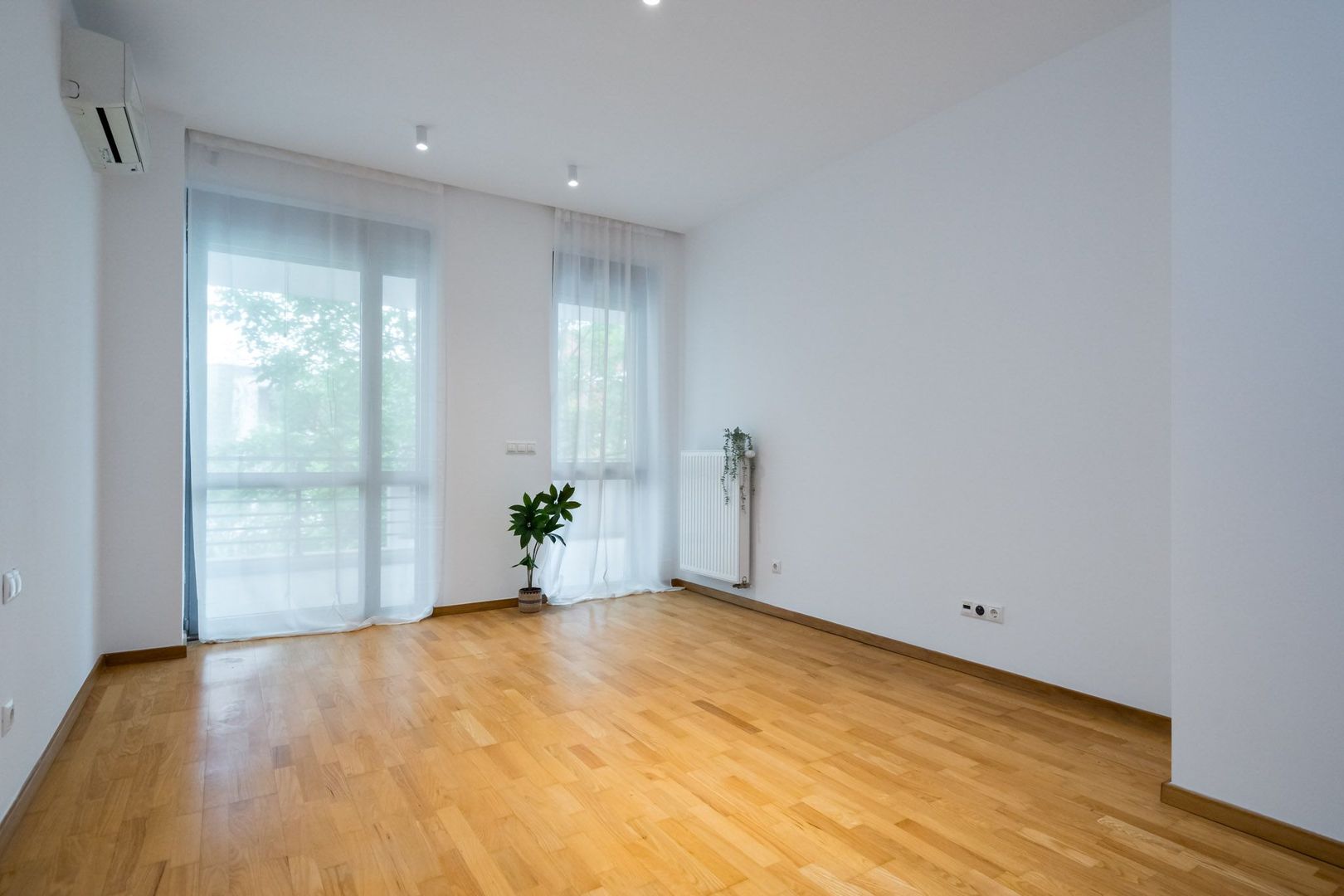 COMISION 0% - Vila superba 4 dormitoare 5 bai vedere lac -Baneasa complex inchis - Poză 19