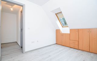 Casă înșiruită în prima parte a Florestiului, zona Stadion - Someșului - Poză 17