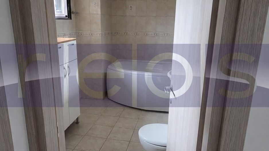 VANZARE 4 CAMERE DECOMANDAT UNIRII- FANTANI - Poză 11