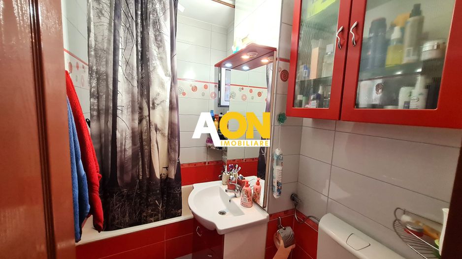 Apartament 4 Camere, Et 3, 82 mp, Decomandat, Mobilat, Utilat, Cetate - Poză 15