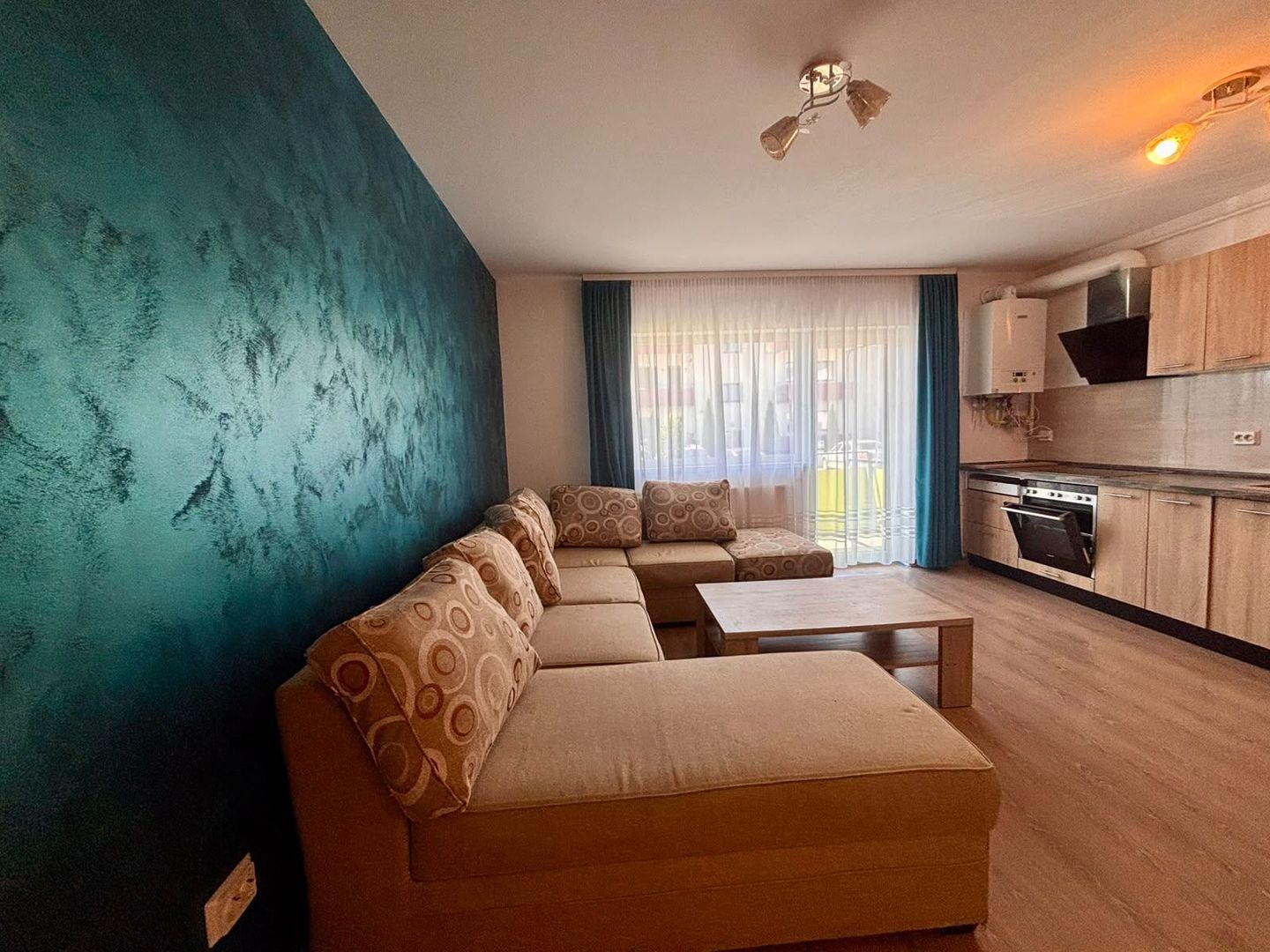 Apartament 3 camere cu curte proprie Selimbar - Poză 10