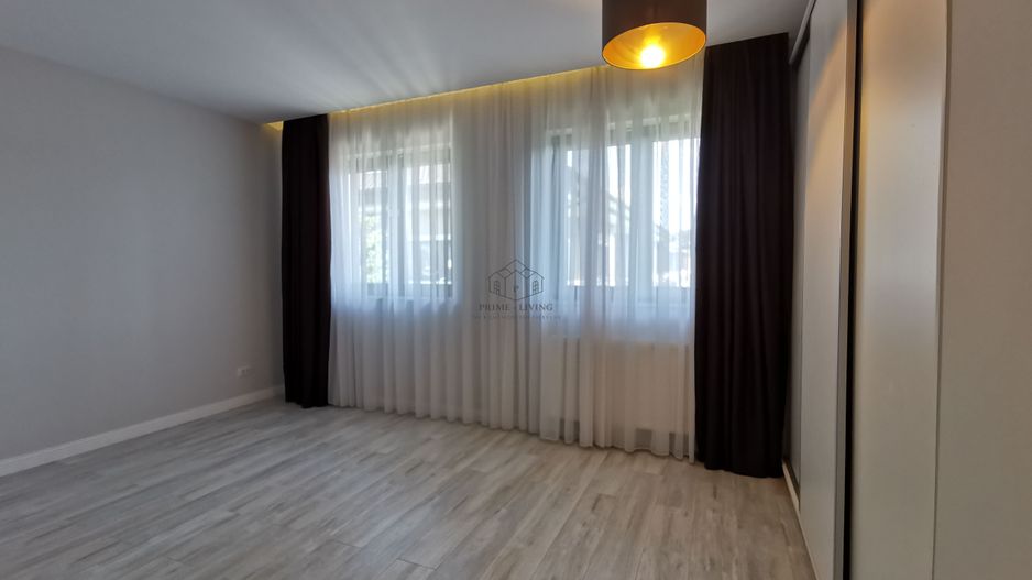 VILA SPATIOASA CU 4 CAMERE LA INCHIRIERE IN COMPLEX REZIDENTIAL OXFORD - Poză 6