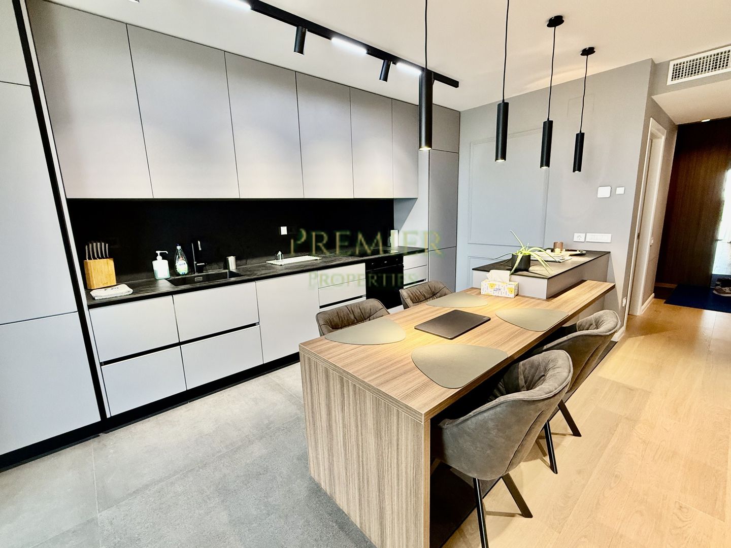 Apartament design lux tera 89mp vedere libera - Poză 7