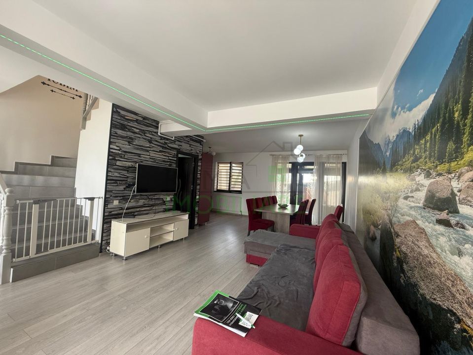 Casă Înșiruită Hărman 4 Camere, Curte Teren 225 mp - Poză 5