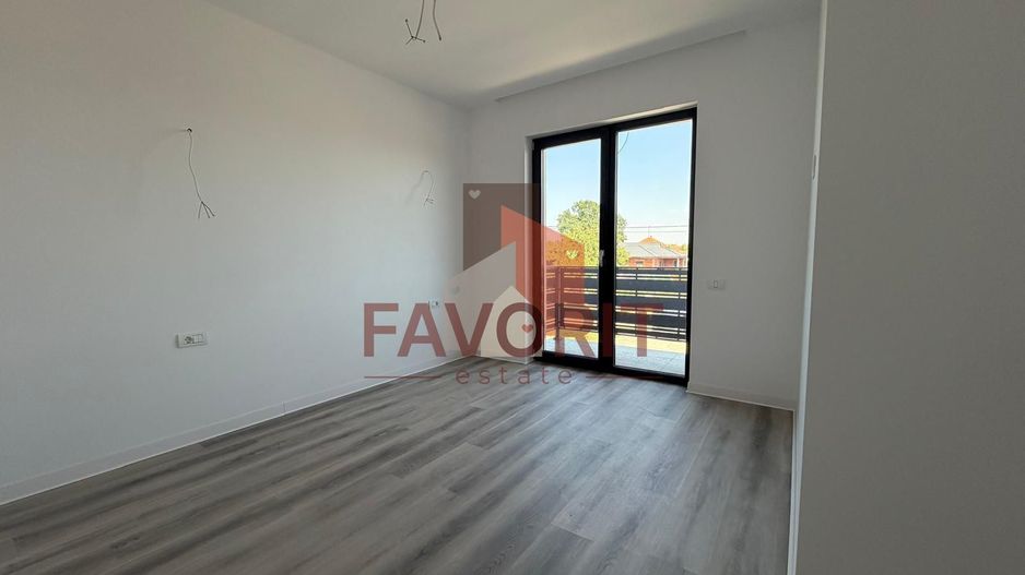 Duplex despartit | 5 camere | Garaj | Finisaje premium | 3 bai |Asfalt - Poză 10