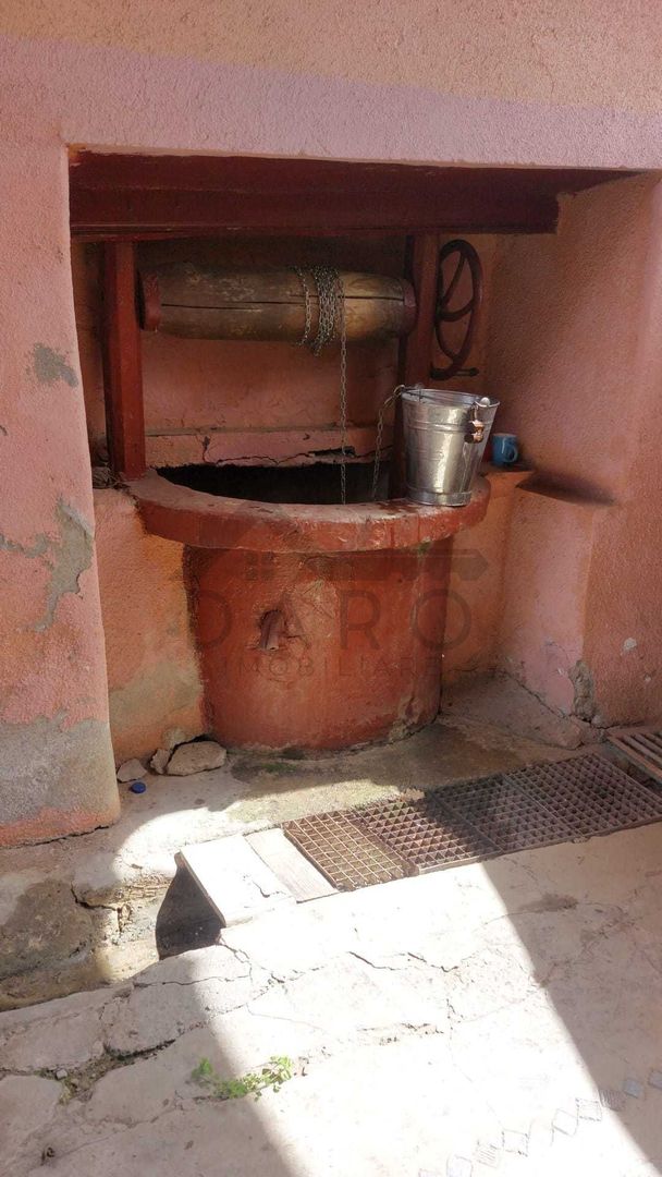 casa la tara in localitate la 30 kilometri de oras - Poză 4