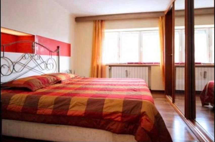 Inchiriere 3 camere 90 mp zona Unirii - Poză 11