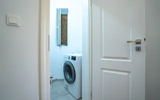 Apartament cu 2 camere, casă la curte comună – Central, Oradea - Poză 11