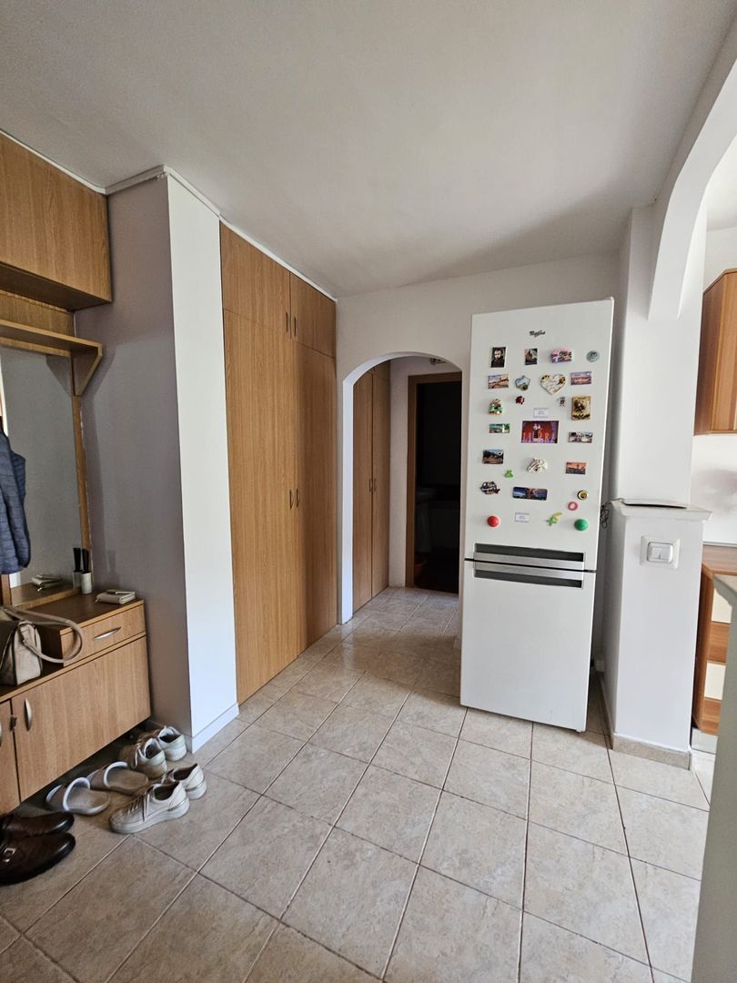 Apartament PB 2 cam Rogerius Oradea - Poză 5
