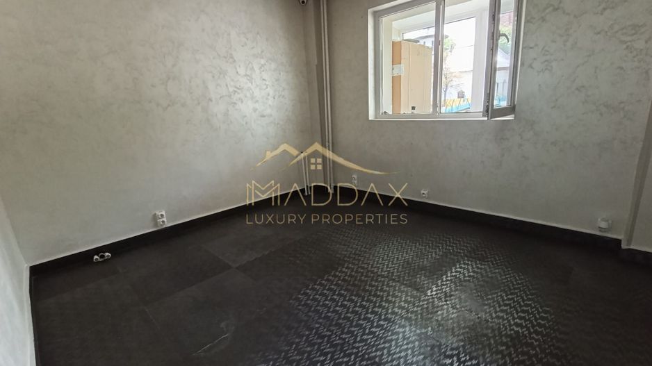 Spatiu Comercial Berceni *52 mp* Parter//Vad Pietonal Intens - Poză 2