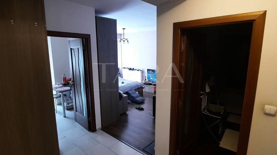 Apartament 40MP + parcare subterana 12.5MP + balcon 7MP - Poză 4