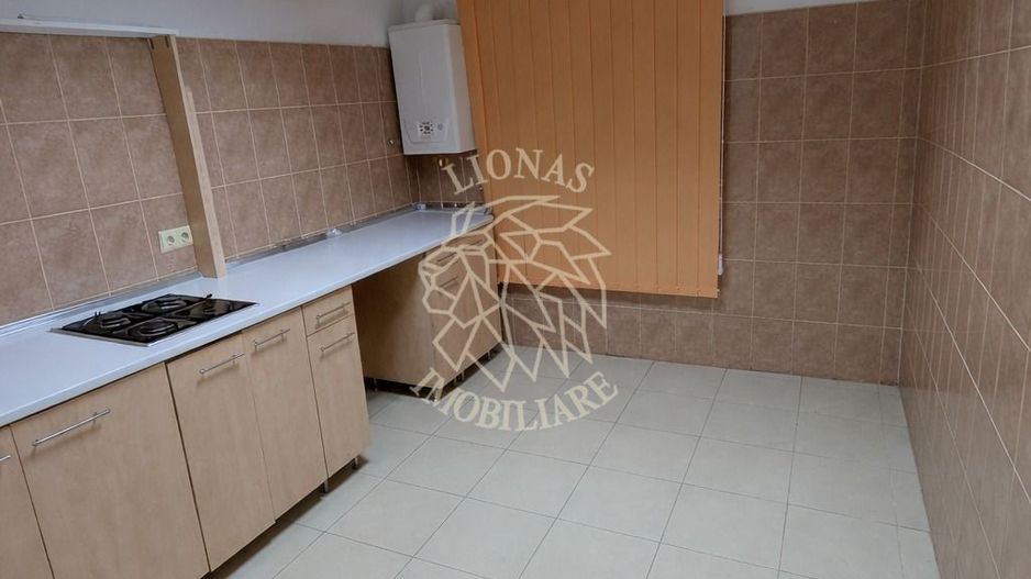 Spatiu comercial 55 mp-ideal cabinet, farmacie, salon-Zona Han - Poză 4