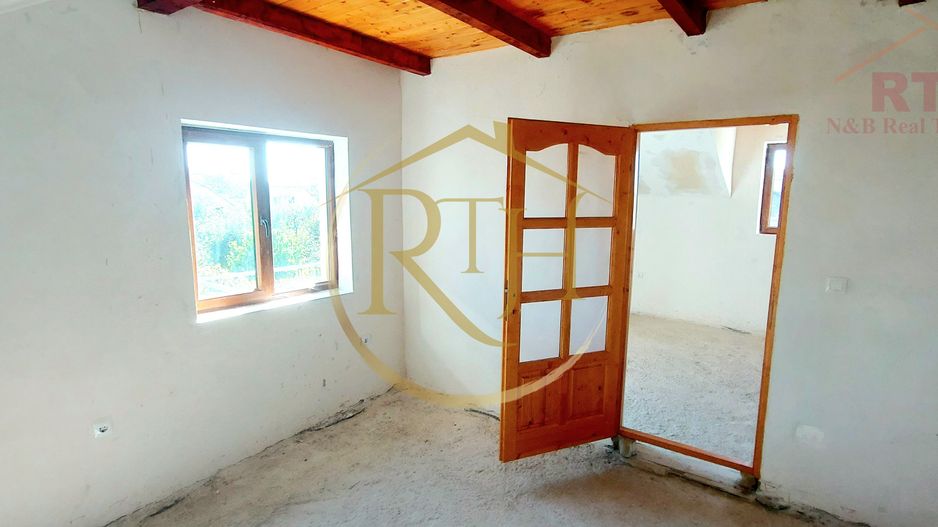 Casa de vânzare la gri plus teren in Chisoda. - Poză 19