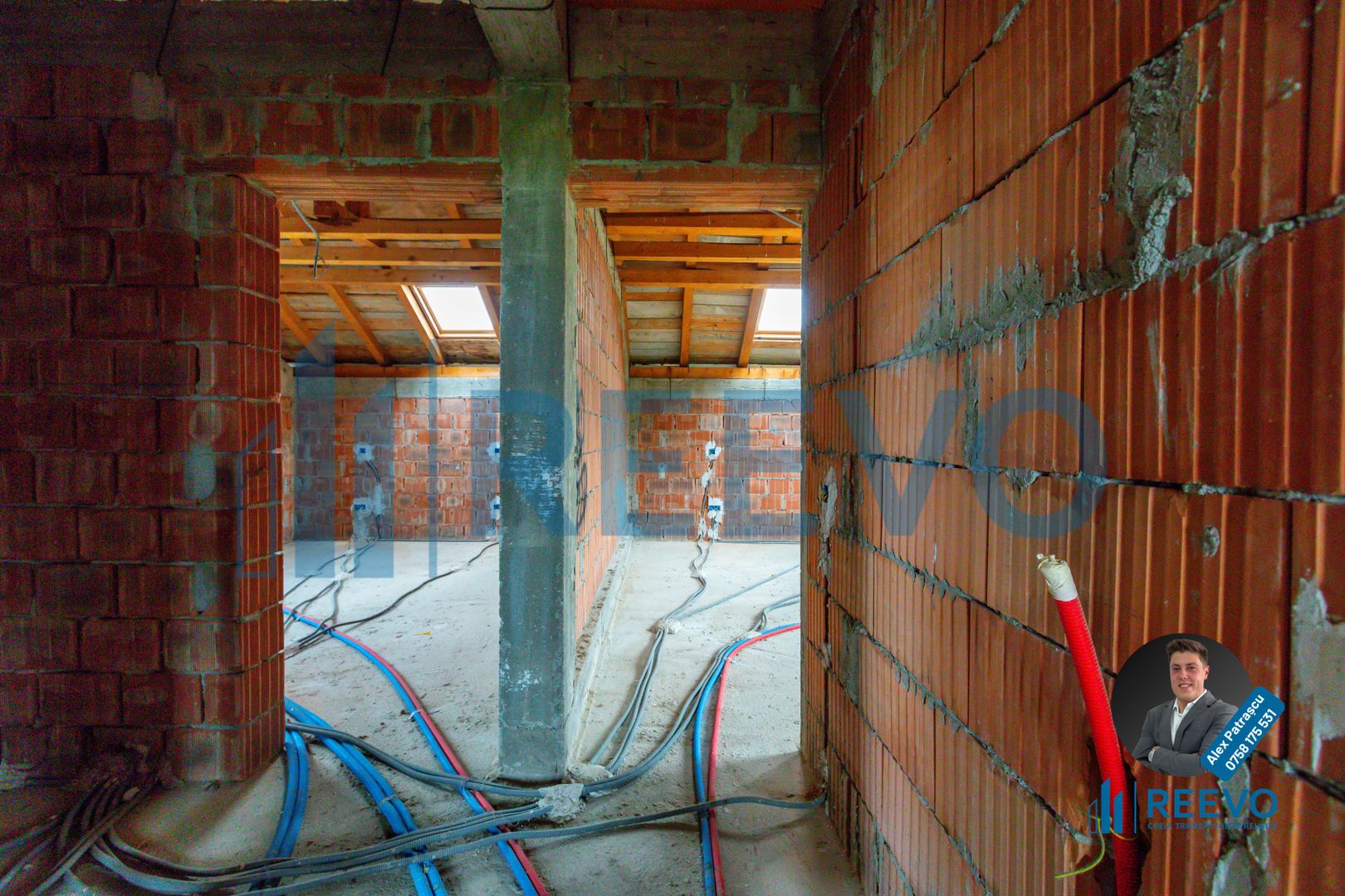 Vilă spațioasă cu vedere la pădure, la doar 15 minute de Bacău! - Poză 26