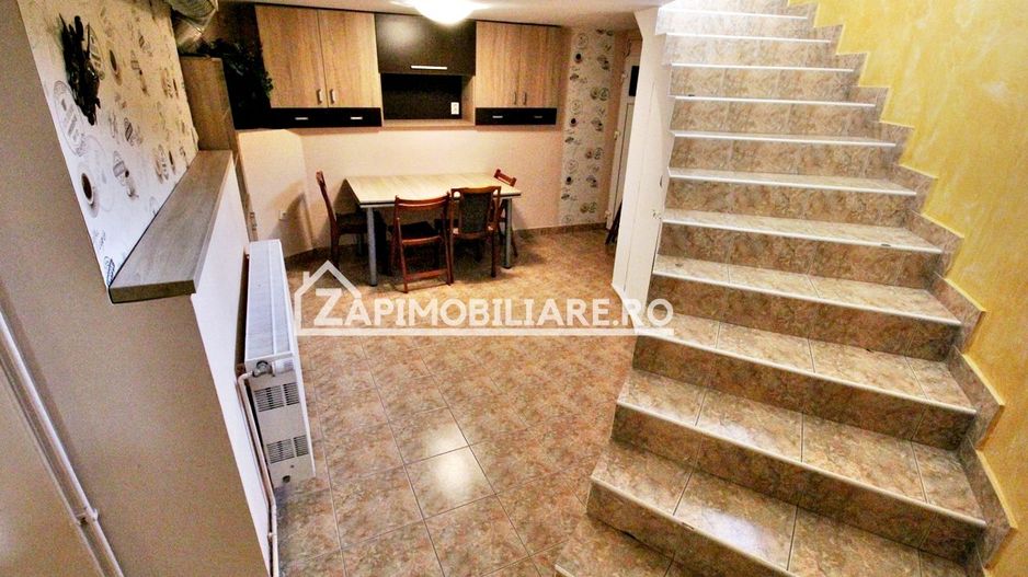 Apartament 4 camere la casă  de închiriat,zona Platou - Poză 4