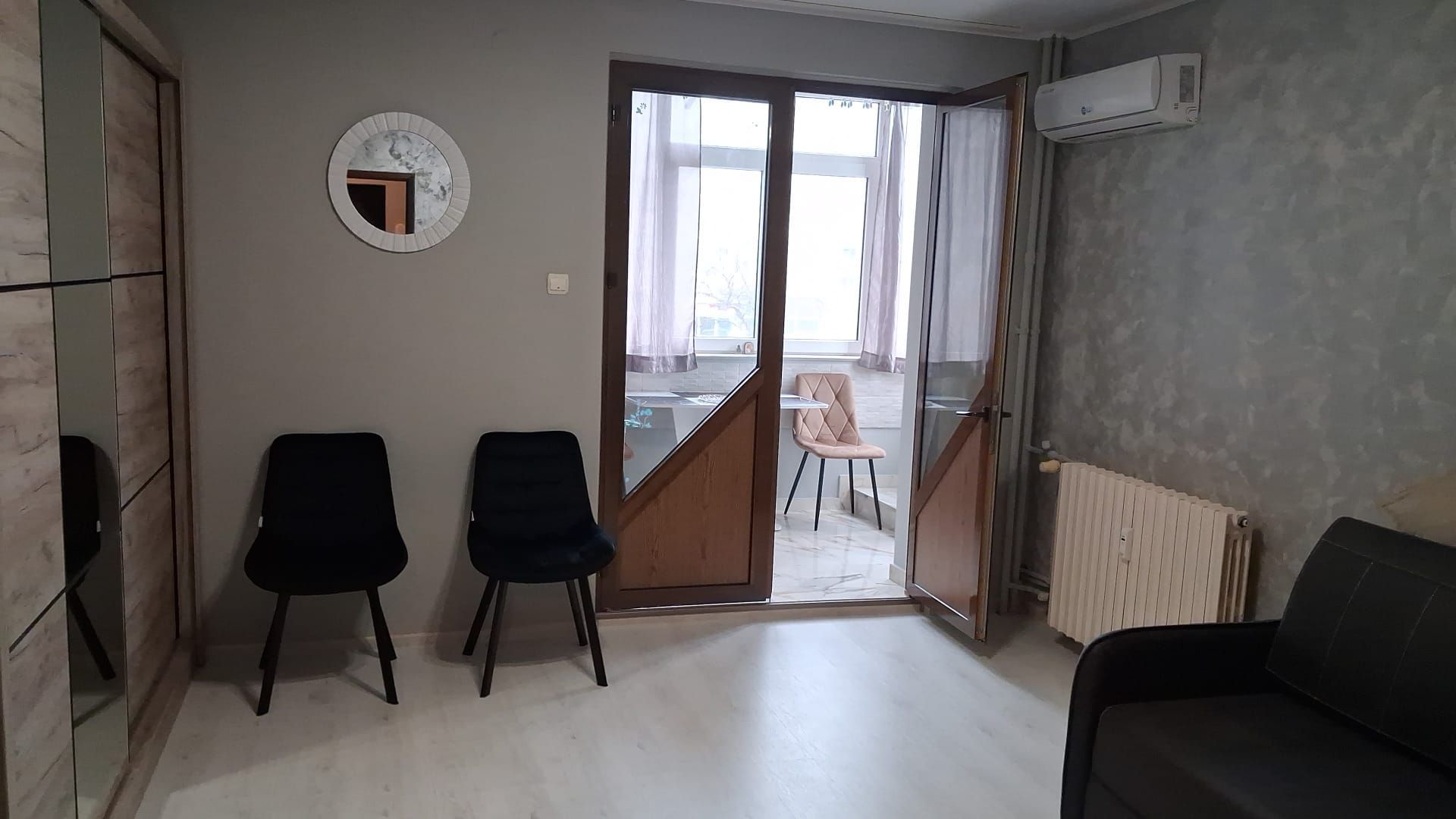 Garsoniera renovata modern - zona Far - Ocazie - Poză 2