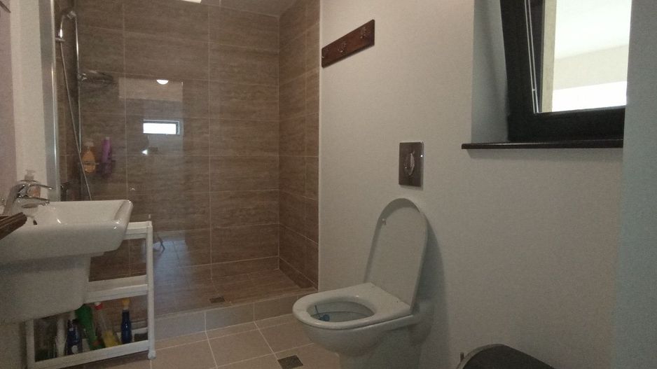 Casa unifamiliala pretabil sediu firma în cartierul  Vatra Luminoasa - Poză 2