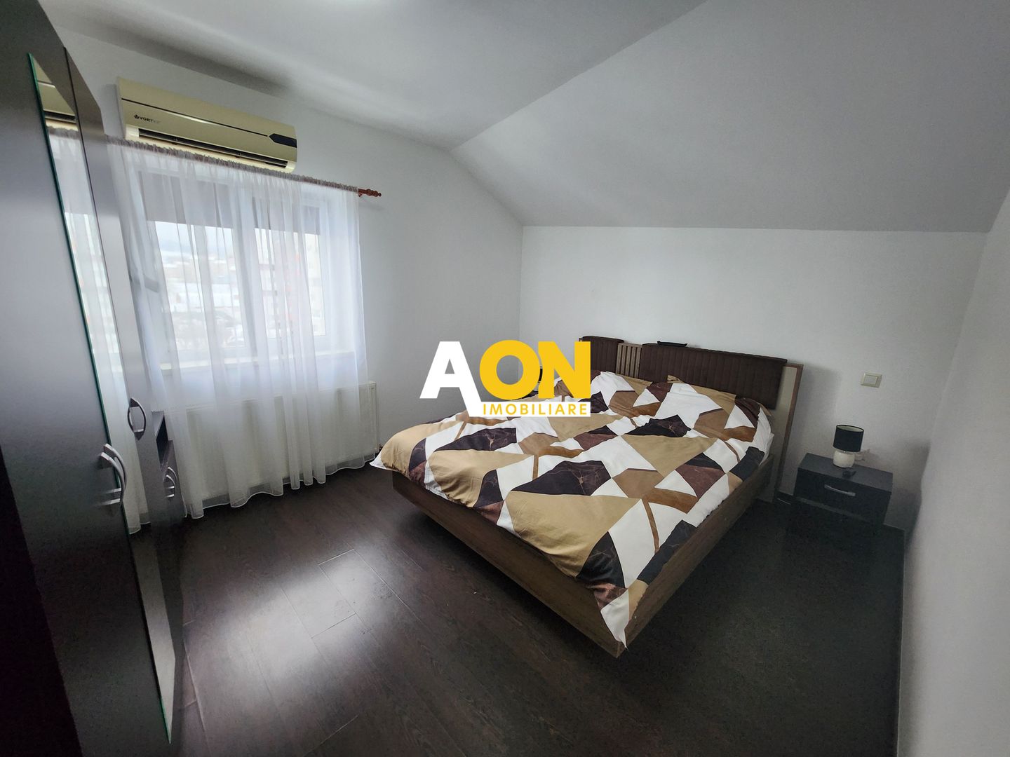 De inchiriat apartament 2 camere, bloc nou, zona Tolsoi - Poză 3