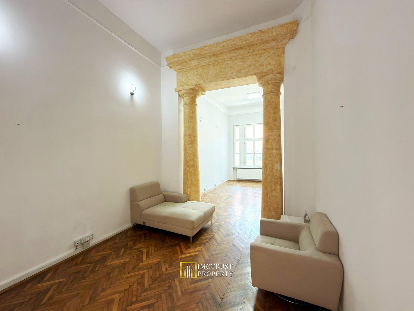 De închiriat – Spațiu birouri 256 mp | Ultracentral Arad - Poză 5