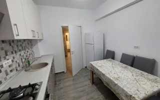 Ap.3 camere,la 4 minute de mers pana la metrou.Mobilat/utilat modern. - Poză 12