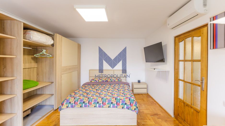 [ UMF ] DE ÎNCHIRIAT - Apartament 1 cameră, strada Iuliu Moldovan - Poză 3