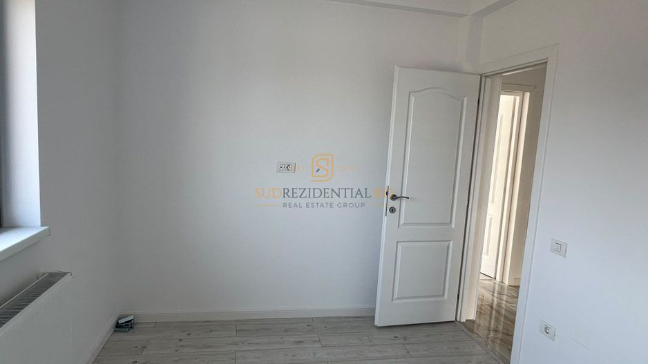 Vila Individuala Moderna / 4 Camere / 2 Bai / Zona centrala - Poză 13