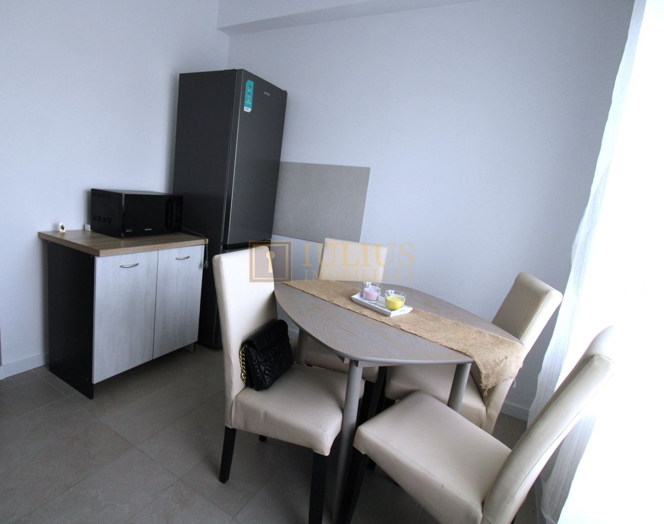 2 locuri de parcare, bloc nou, balcon generos, parter- Dumbrăvița - Poză 7