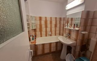 Apartament 2 Cam 9 mai zona Catedralei - Poză 3