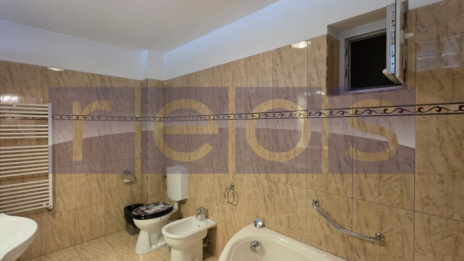 VANZARE CASA 7 CAMERE | PISCINA ACOPERITA | ZONA VATRA LUMINOASA - Poză 23