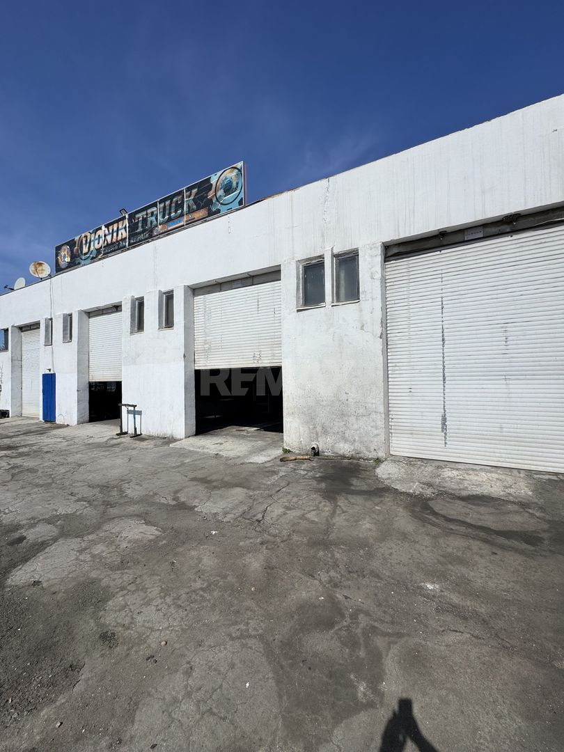 Spre închiriere Autoservice Tir/Bus cu teren de 0,59 ha - Poză 3