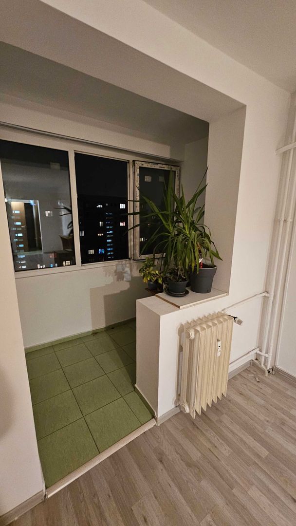 Vanzare garsoniera in Titan la 3 minute de metrou - Poză 2