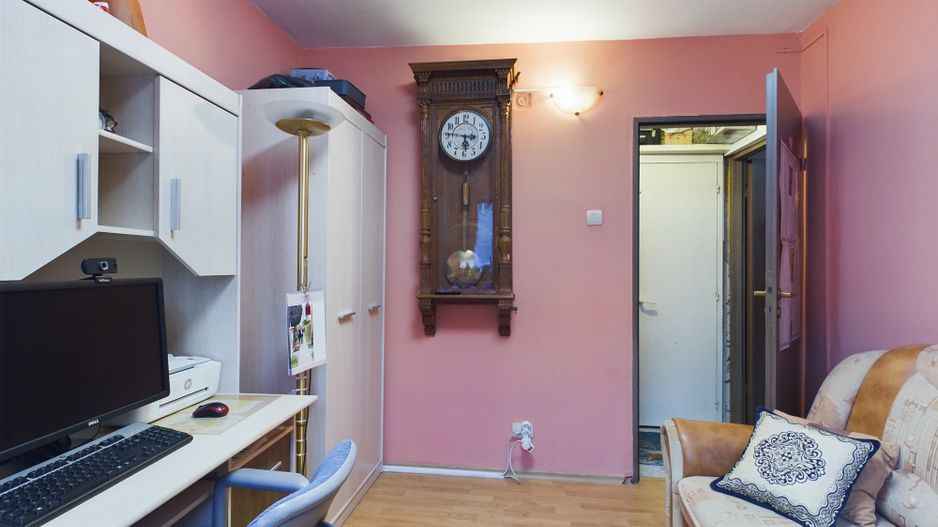 Apartament cu 3 camere în zona Lipovei - Poză 3