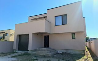 Vila cu 5 camere de vanzare, Strejnicu - Poză 1