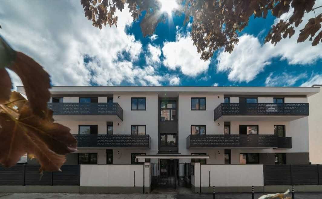 BRASADAS vinde ap 3 cam cu curte proprie in Carpati 2. - Poză 1