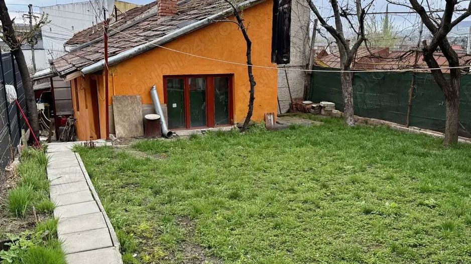 BRASADAS vinde casa tip PARTER teren 311mp in zonă centrală. - Poză 3