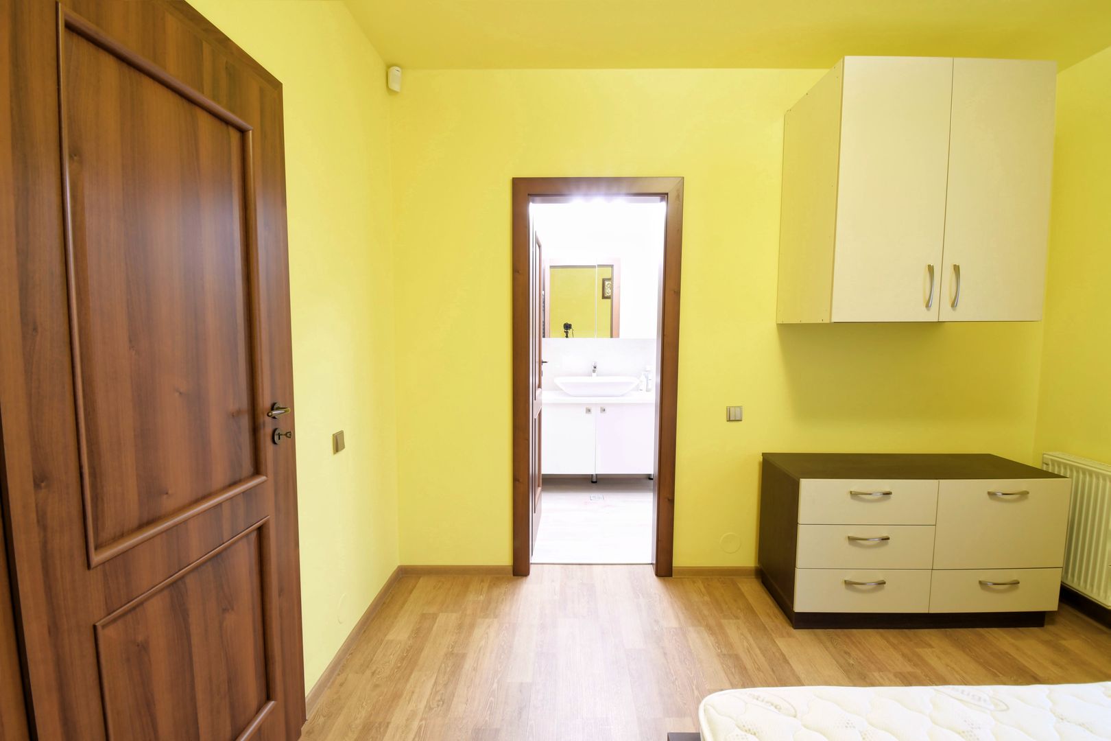 Casa cu 5 camere de inchiriat, zona Becas - Poză 13