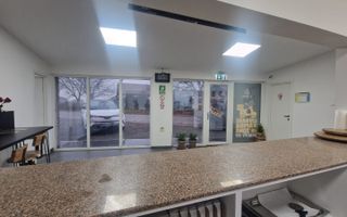 CASA MODERNA +  SPATIU COMERCIAL  AFACERE LA CHEIE - Poză 12