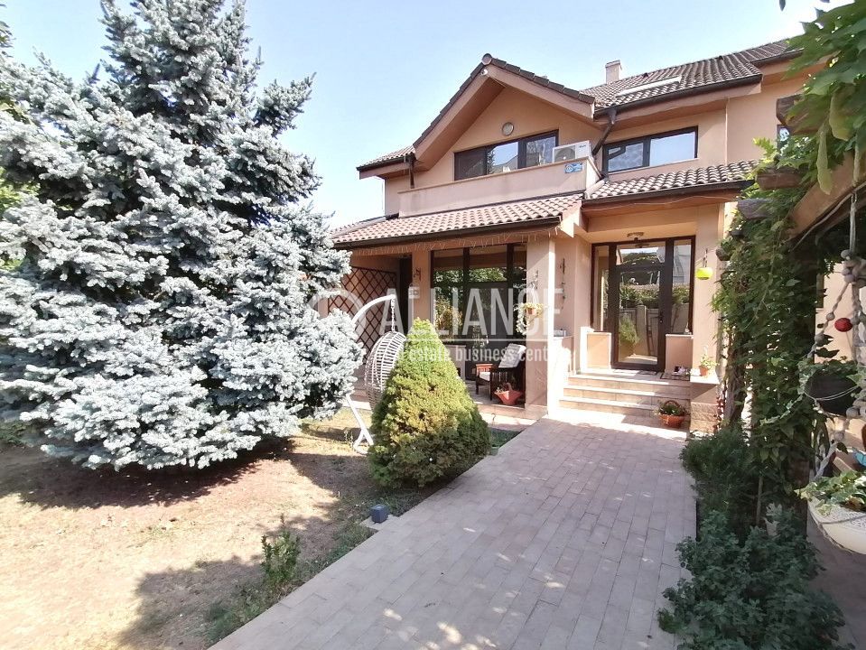 COICIU (Cod 01) Armonie și Eleganță pentru Două Generații! - Poză 47