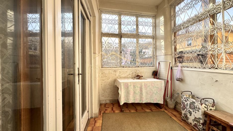 Vila cu 6 camere *310mp*  + Garaj // Primăverii - Poză 38