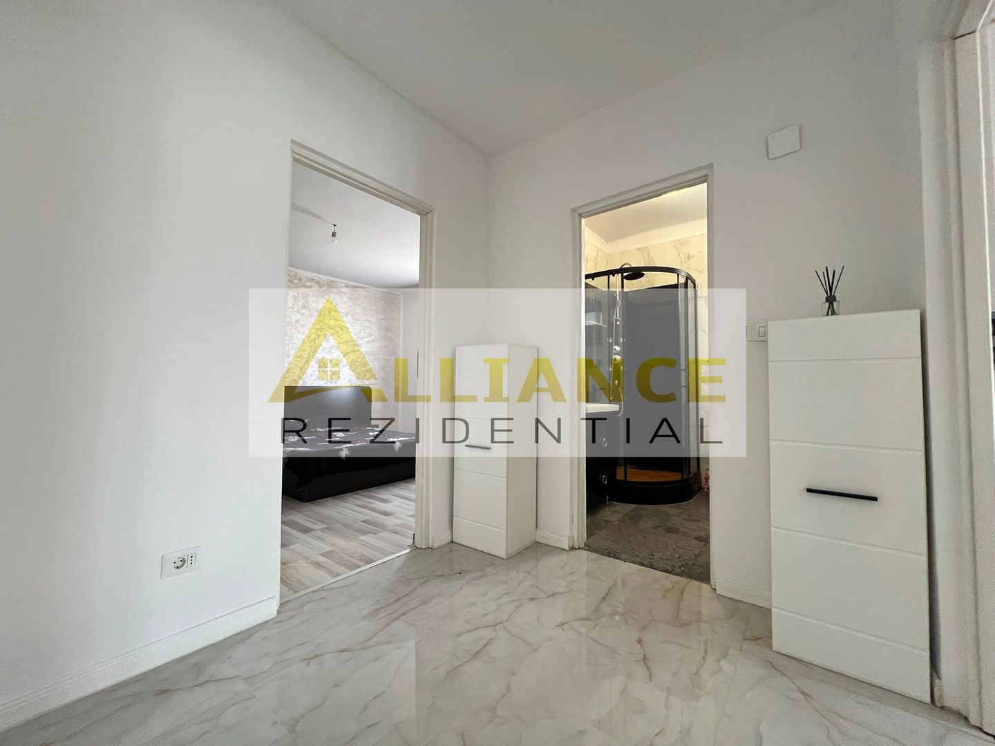 Duplex mobilat si utilat  - 3 camere -2 bai - Poză 13