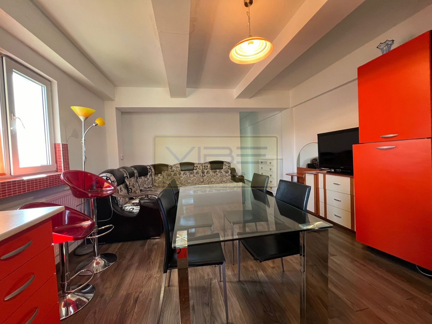 Apartament 2 camere decomandat + parcare Tudor Vladimirescu - Poză 4