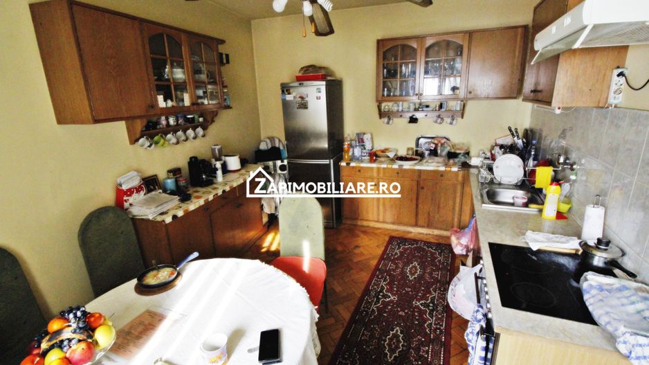 Central - Casa + Spatiu comercial stradal - Strada Predeal - Poză 7