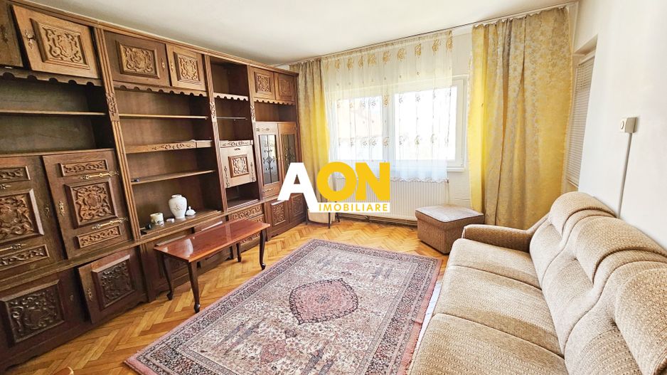 Garsoniera mobilata, utilata, 30 mp utili, etaj 2, Cetate - Poză 1