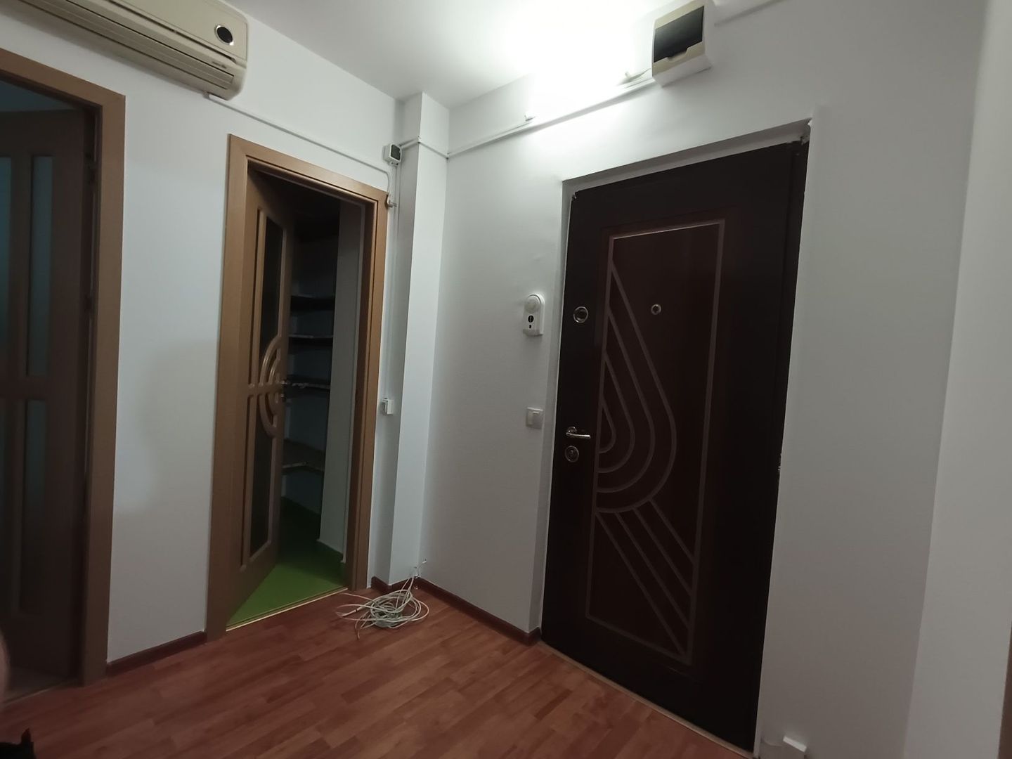 Apartament 3 camere, 62 mp, etaj 2 – Ideal pentru familie! - Poză 1