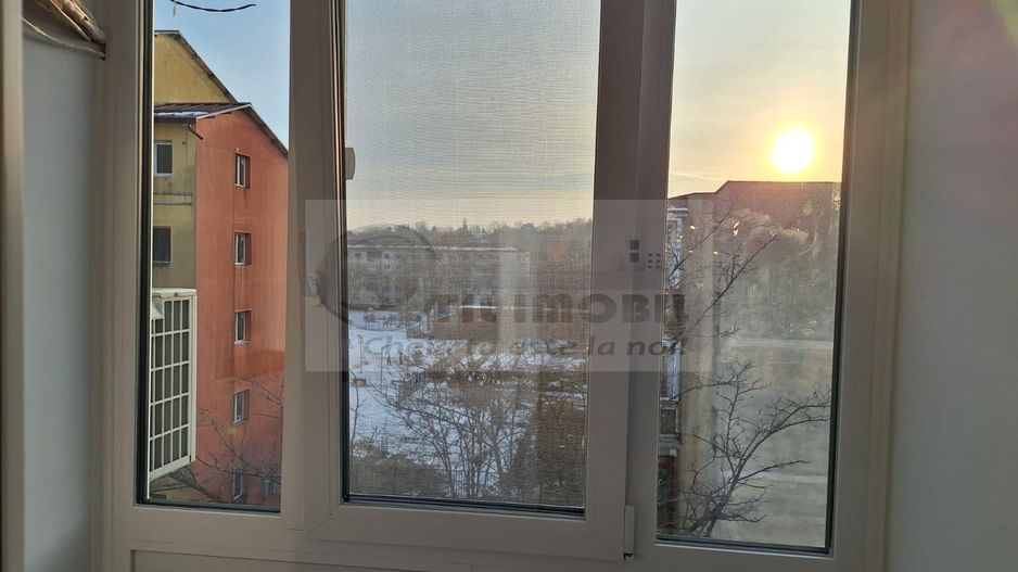 Garsonieră proaspăt renovată – | Zona Gara Nicolina| - Poză 7