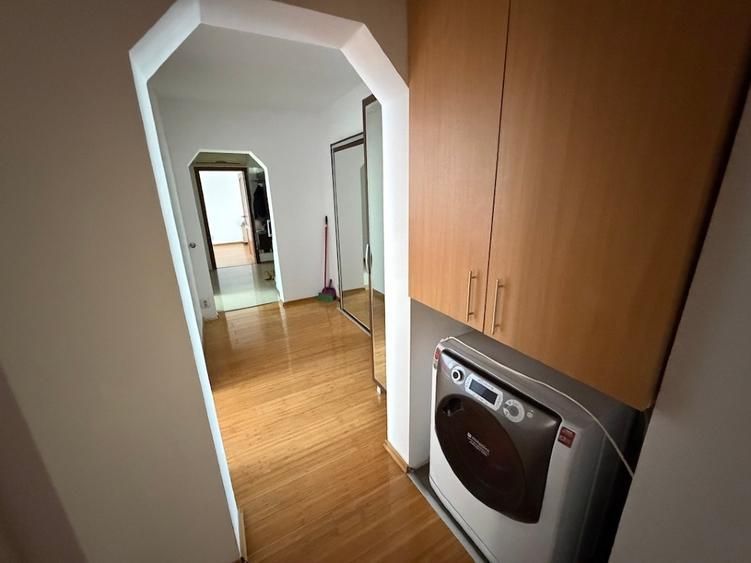 Vanzare Apartament 3 camere, 70 mp, etaj 10/11,  parcare ADP – Sebastian - Poză 11
