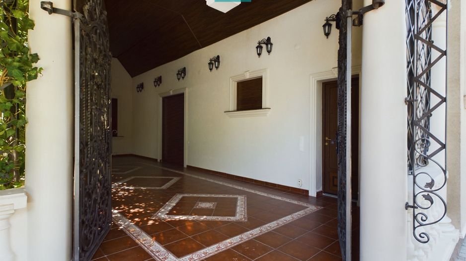 Vilă luxoasă în Serbia - Poză 31