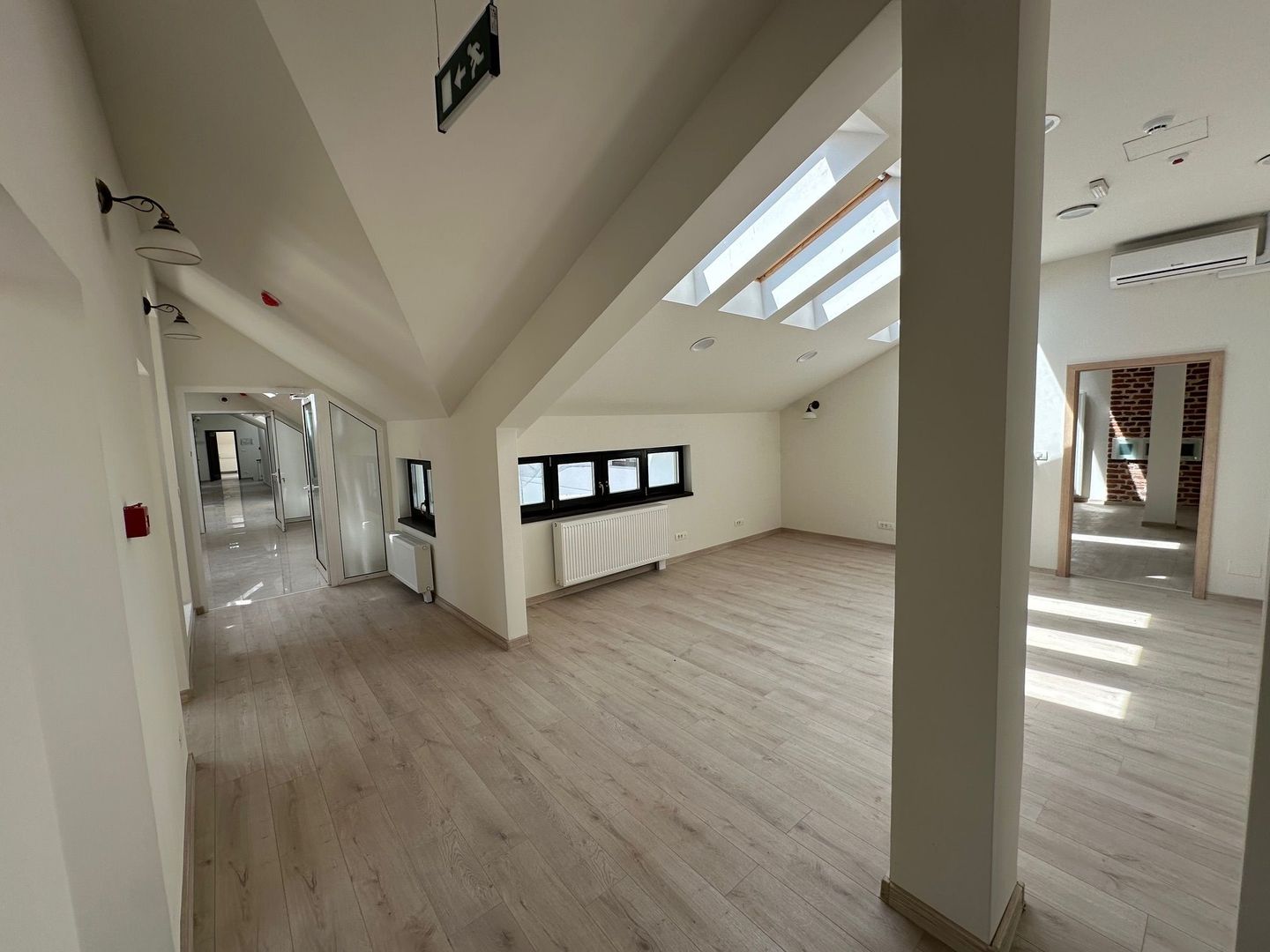 Saptii de birouri Ultracentral suprafețe de la 28 - 940 mp - Poză 28