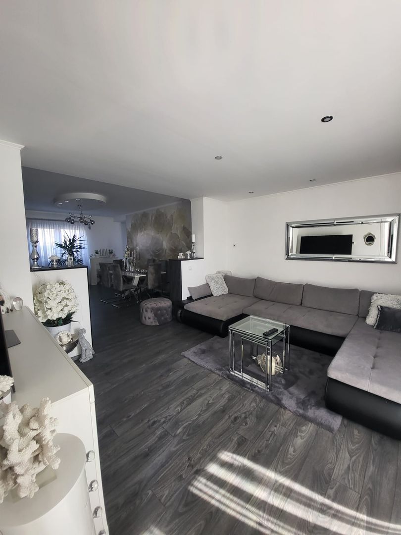 CASA DE VANZARE IN SEBES, IN VALEA FRUMOASEI - Poză 2